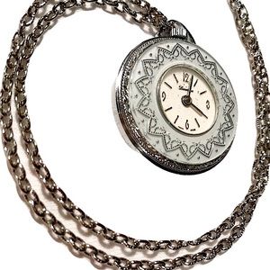 HOST PICK⚡️Rare Art Deco VTG Lucerne: Swiss Watch